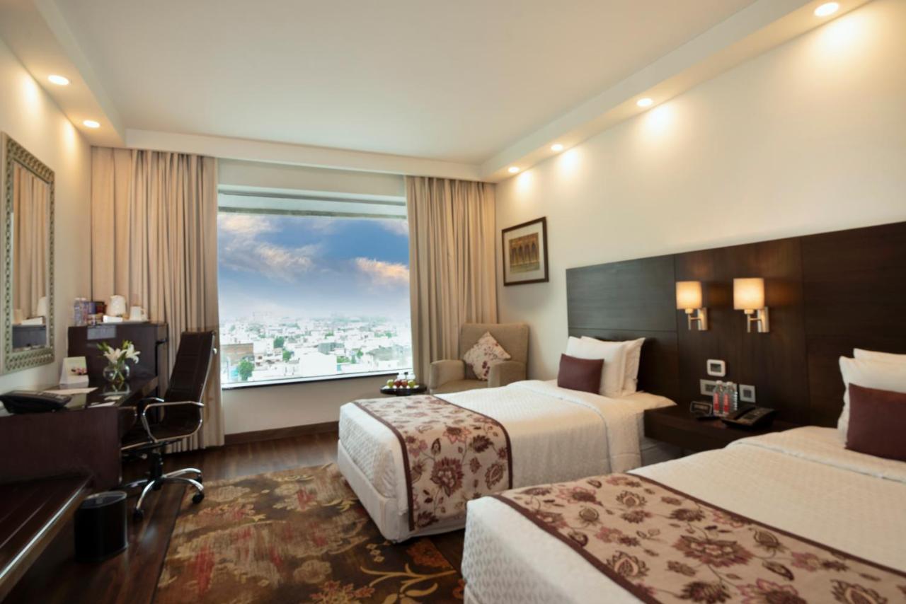 Four Points By Sheraton Jaipur, City Square Exteriör bild